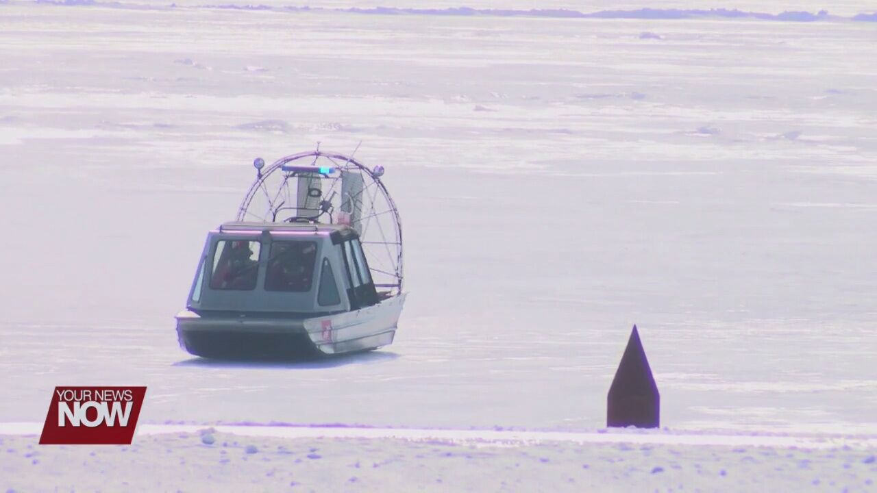 18 rescued on Lake Erie after ice floe breaks away while they were riding on it